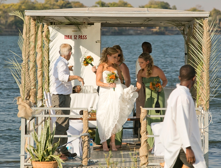 Picture of bride walking down the isle
